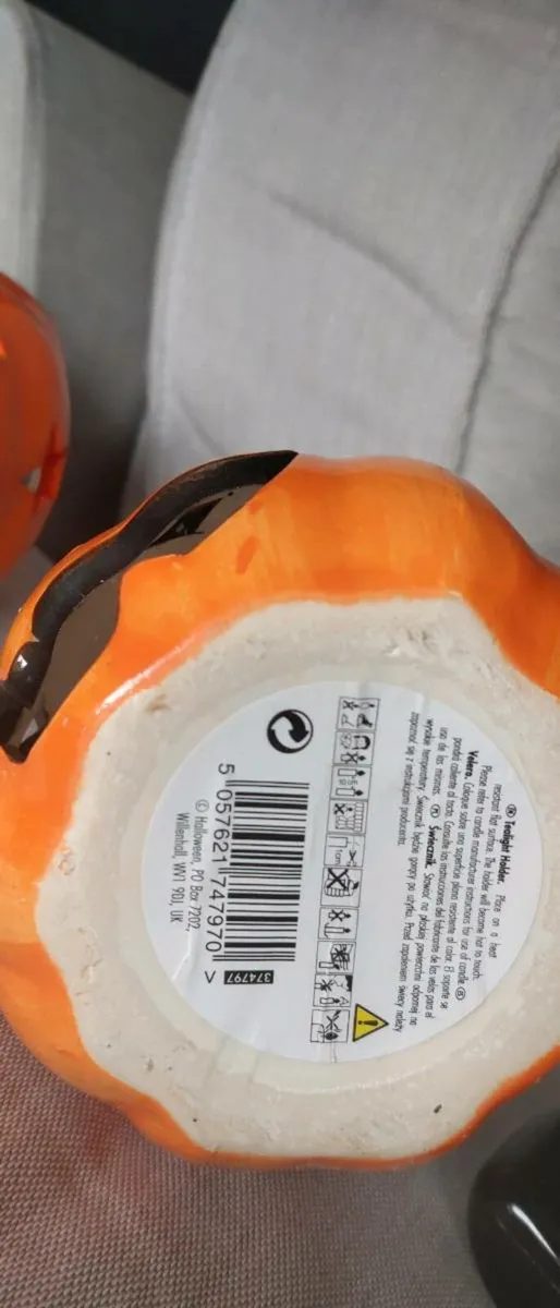 Ceramic pumpkin tea light holder new - Image 3