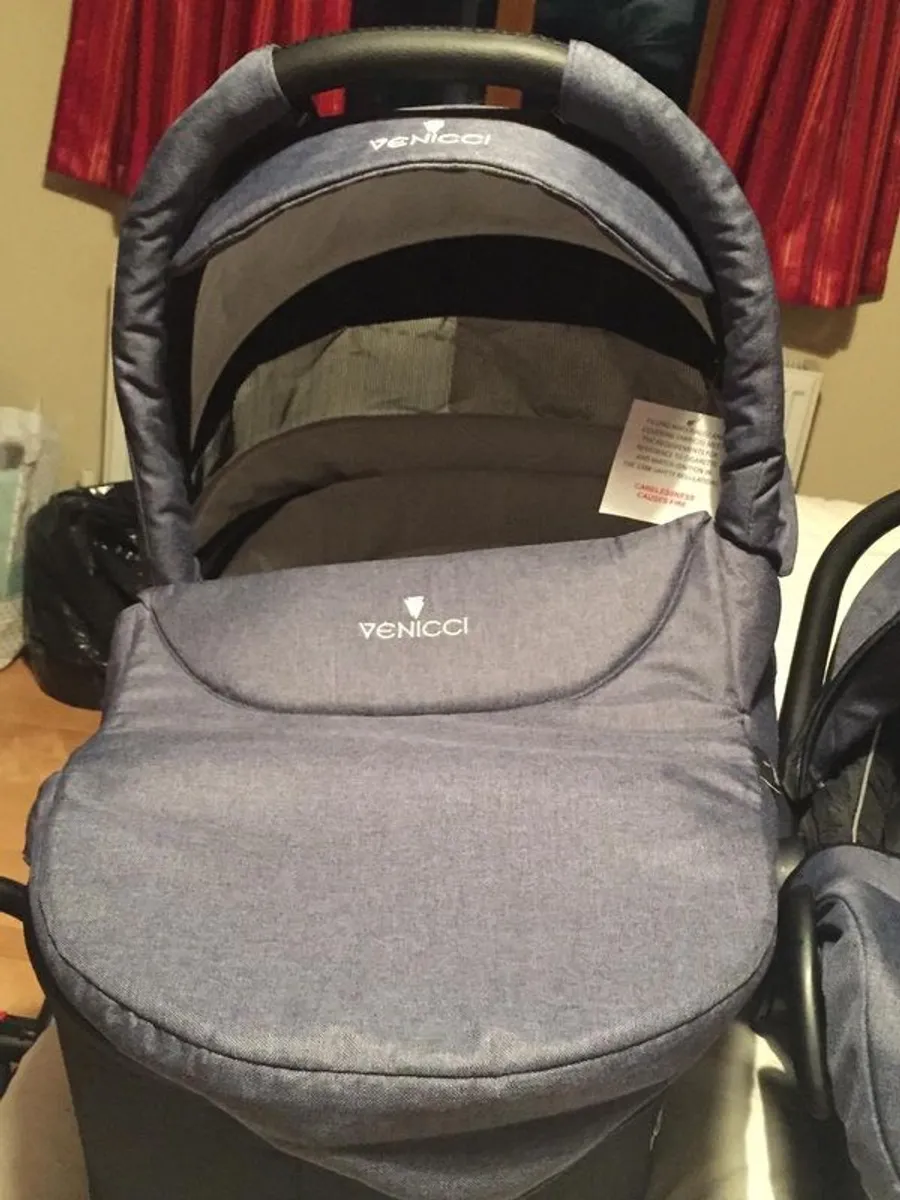 Venicci Soft 3 in 1 travel system in Denim Blue limited edition - Image 2