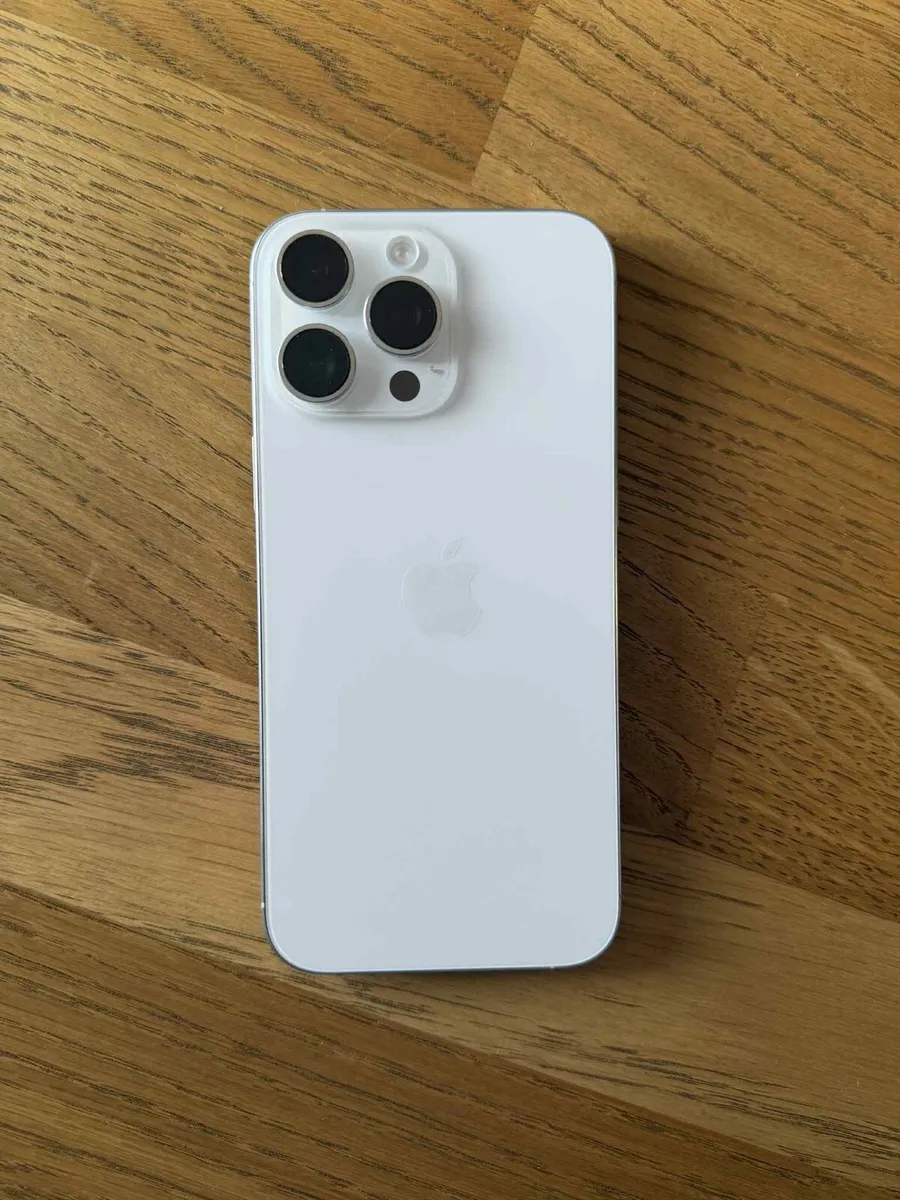 iPhone 16 pro max - Image 2