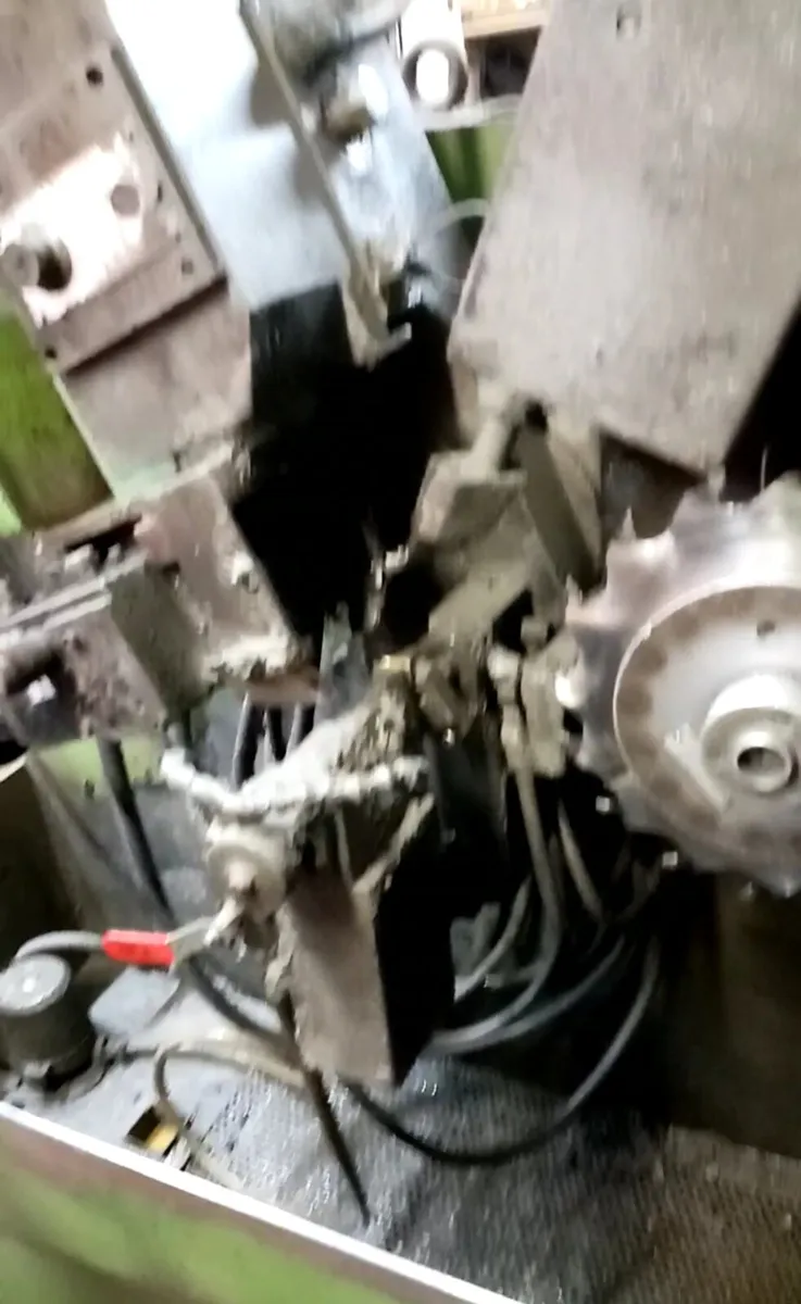 Vollmer circular saw grinder. - Image 2