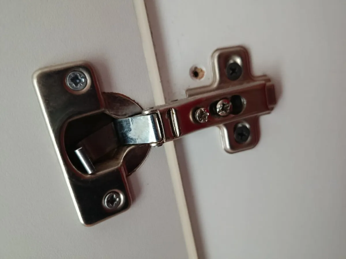 Wardrobe Doors - Image 4