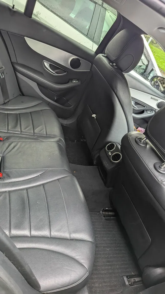Mercedes-Benz C-Class 2016 - Image 3