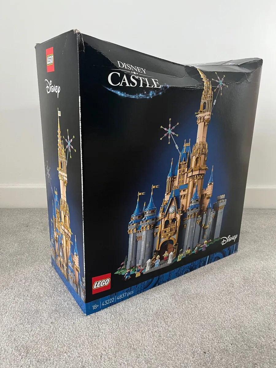 Lego Disney Castle 43220 - Image 3