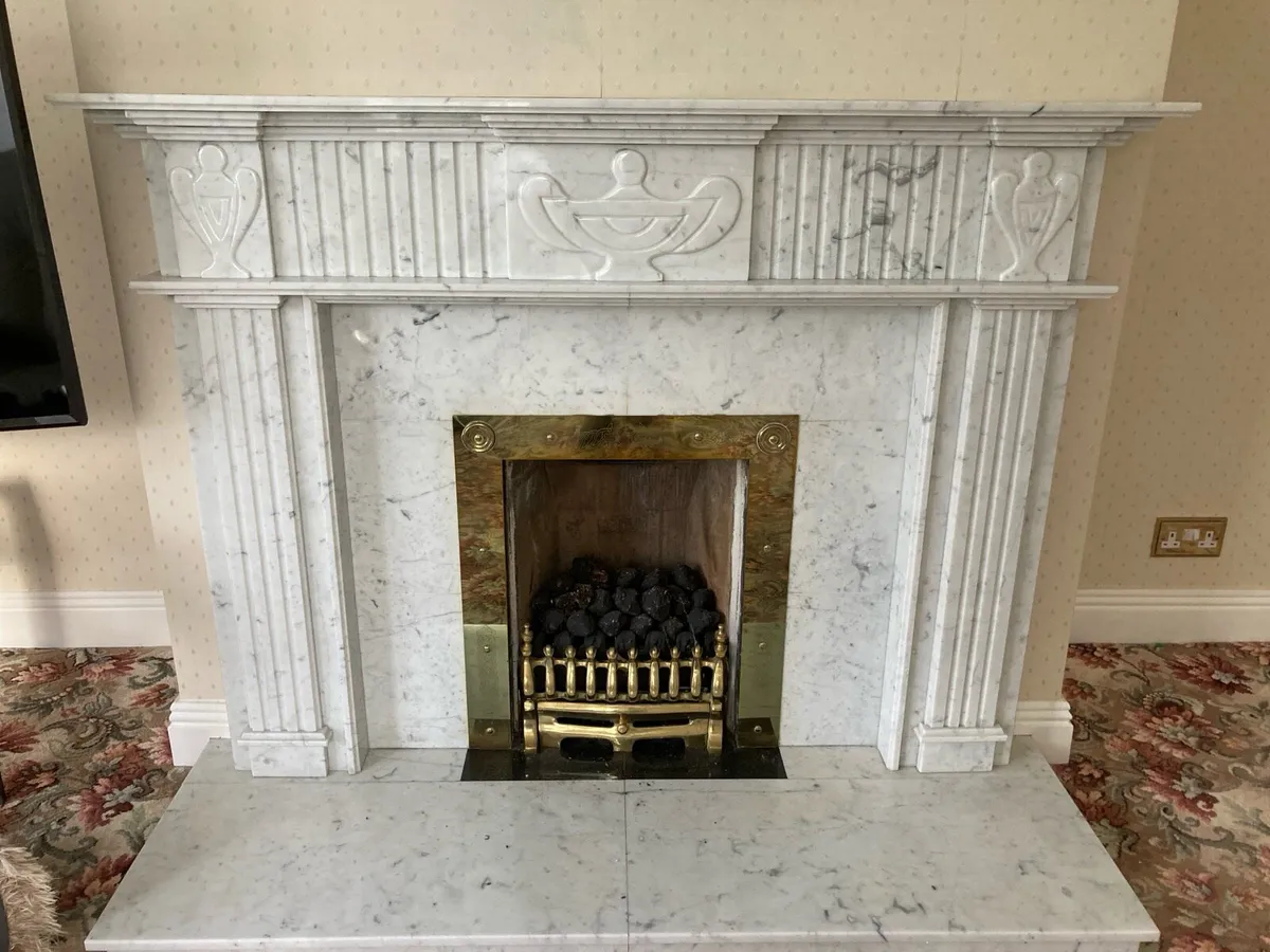 Fire place - Image 1