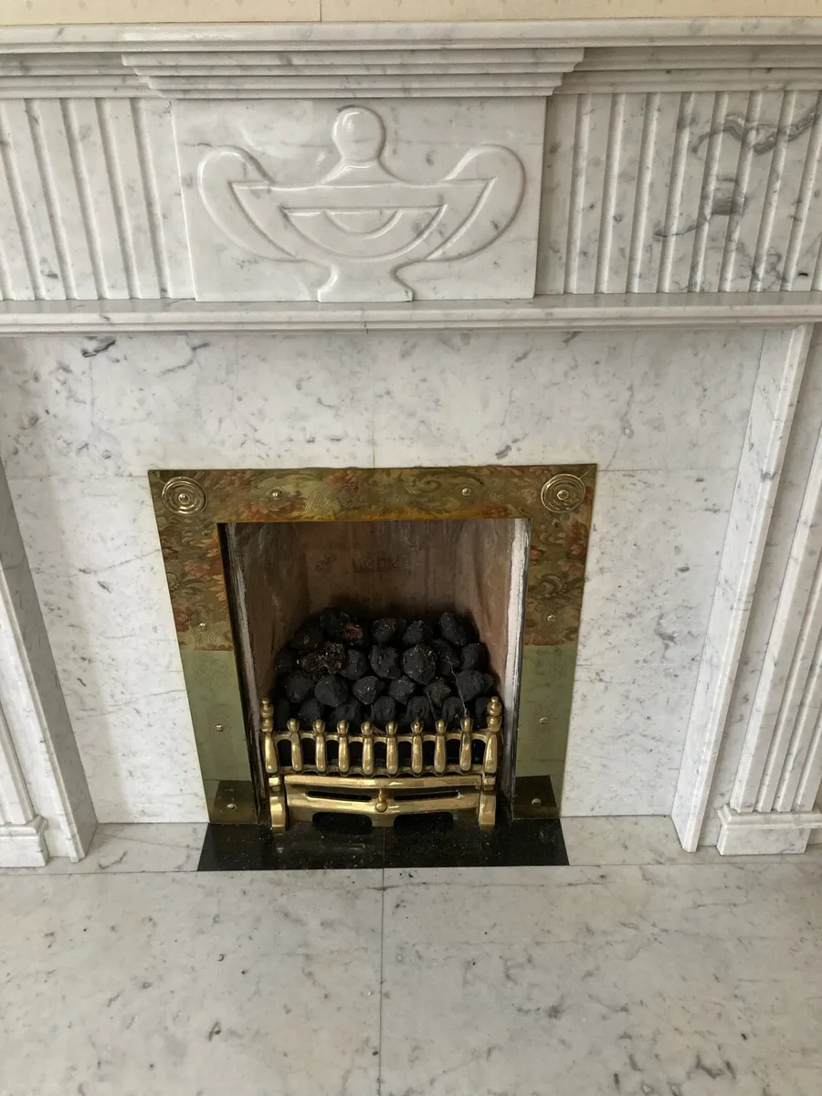 Fire place - Image 2
