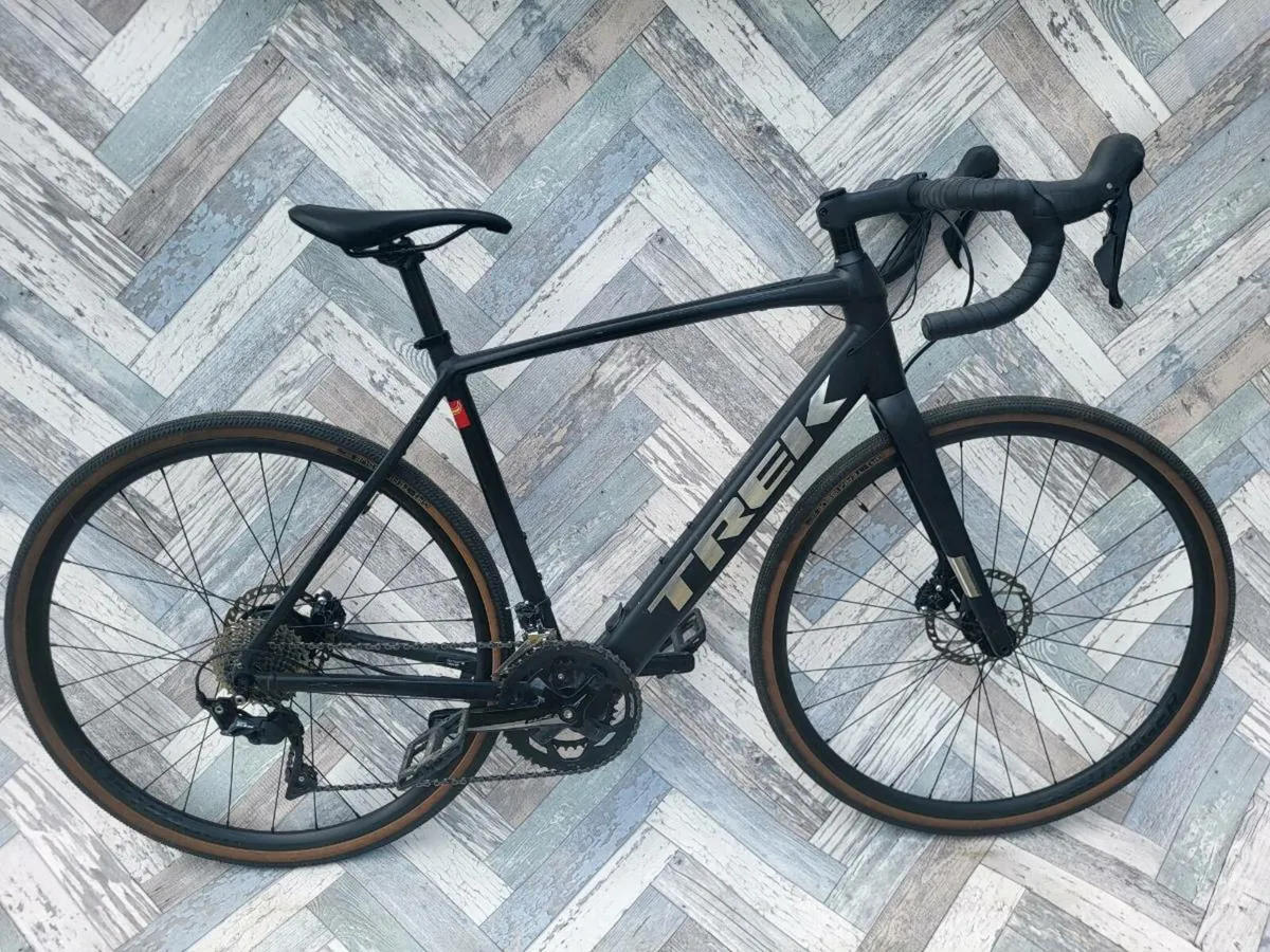 Trek Domane + Electric - Image 3