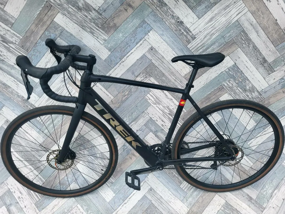 Trek Domane + Electric - Image 4