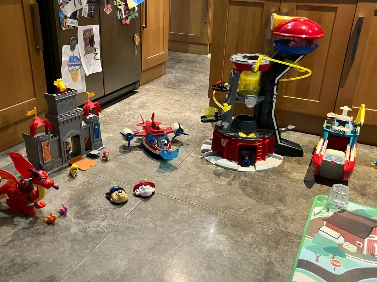 Toys - Image 1