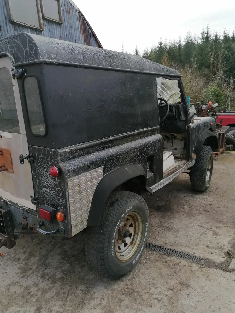 Land Rover 90 - Image 2