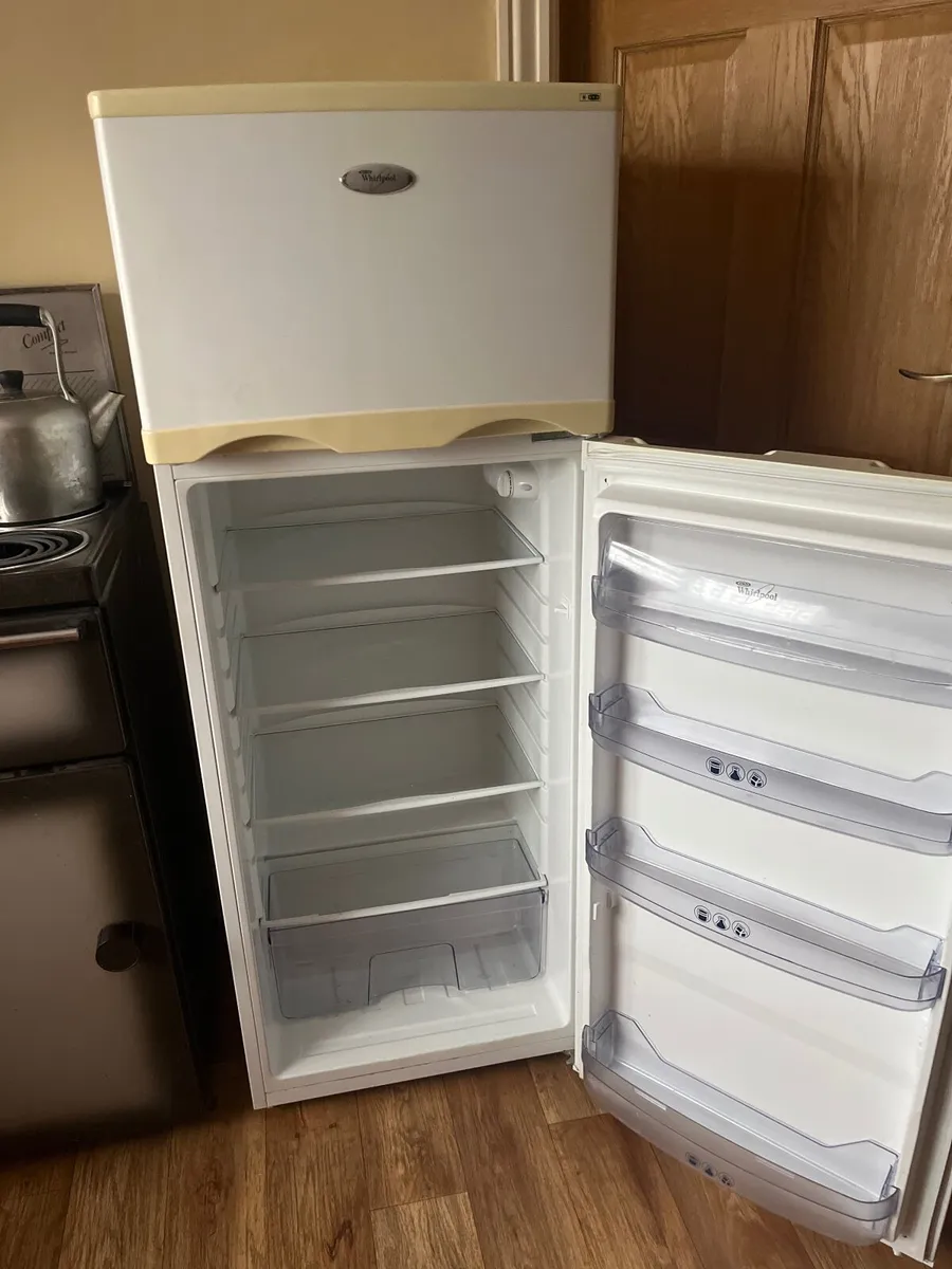 Whirlpool fridge - Image 2