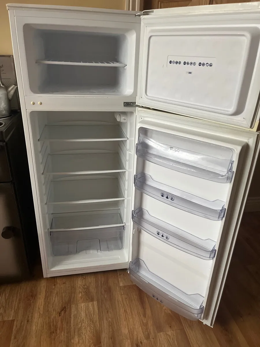 Whirlpool fridge - Image 3