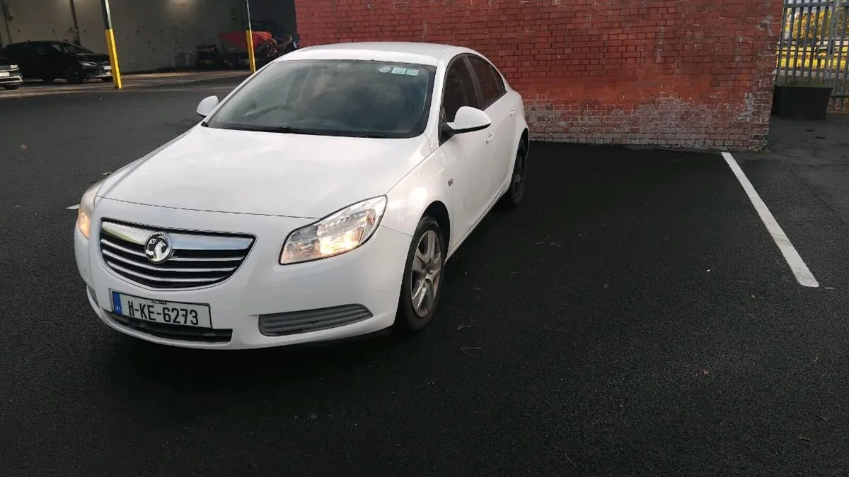 Vauxhall insignia - Image 1