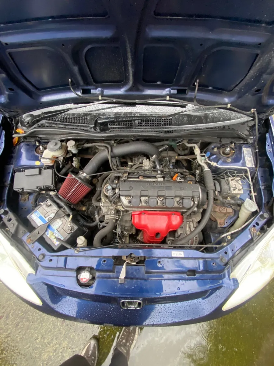 Honda Civic 2002 - Image 2