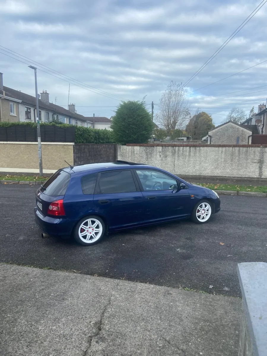 Honda Civic 2002 - Image 3