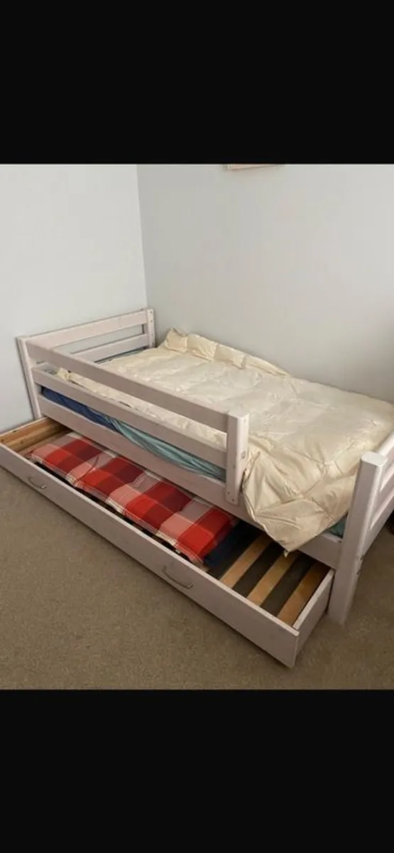 Flexa beds - Image 1