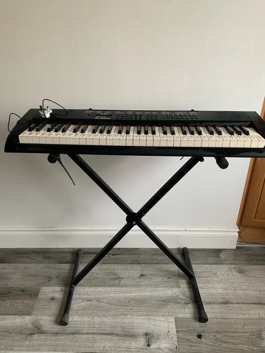 Piano Keyboard - Image 1