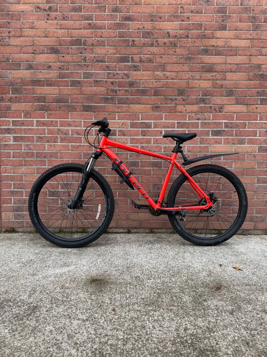 Carrera Vengeance Mountain Bike - Image 1