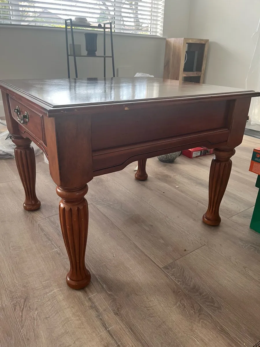 Small Table - Image 3