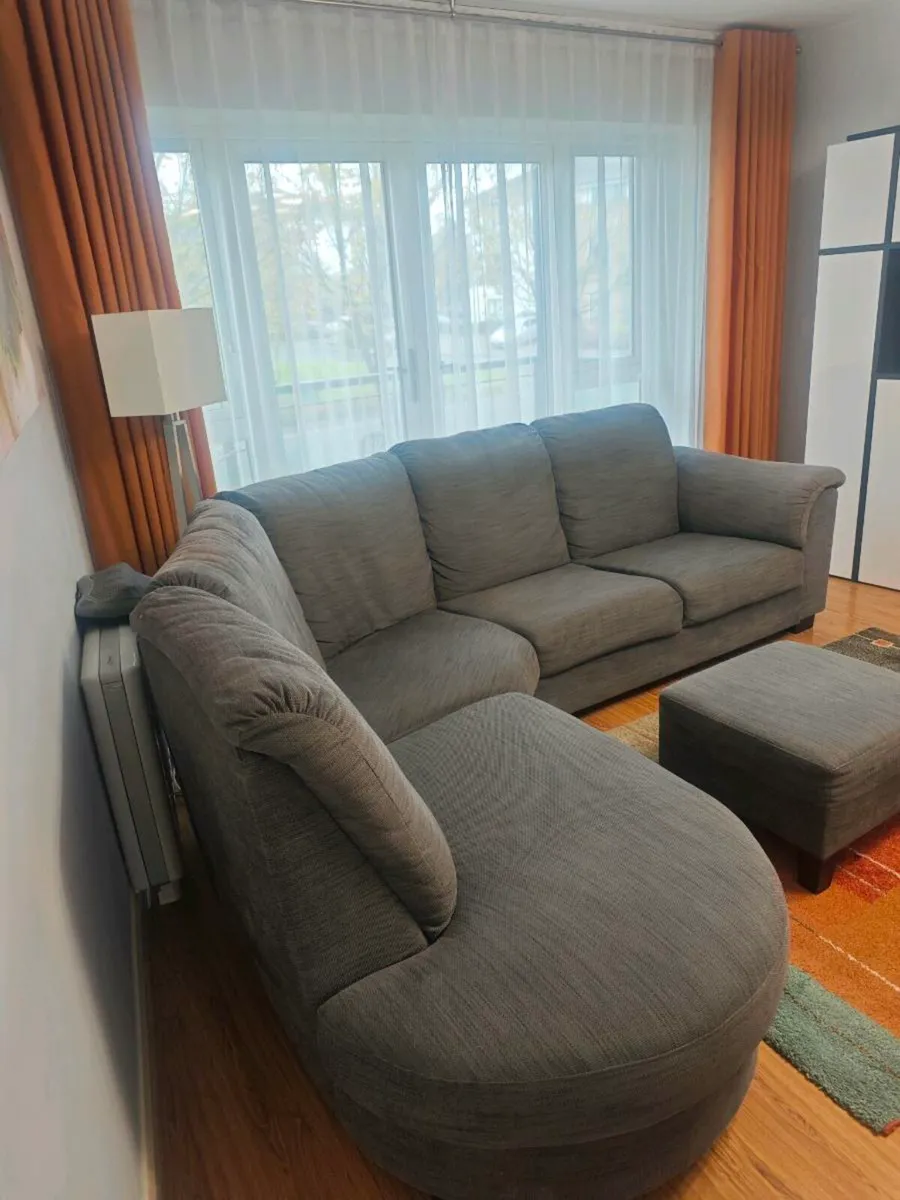 Corner sofa with footstool - Image 2