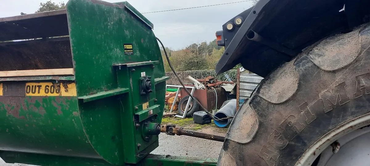 Muck Spreader - Image 1