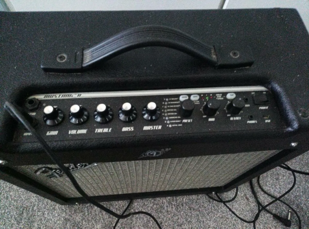 Fender amp - Image 1