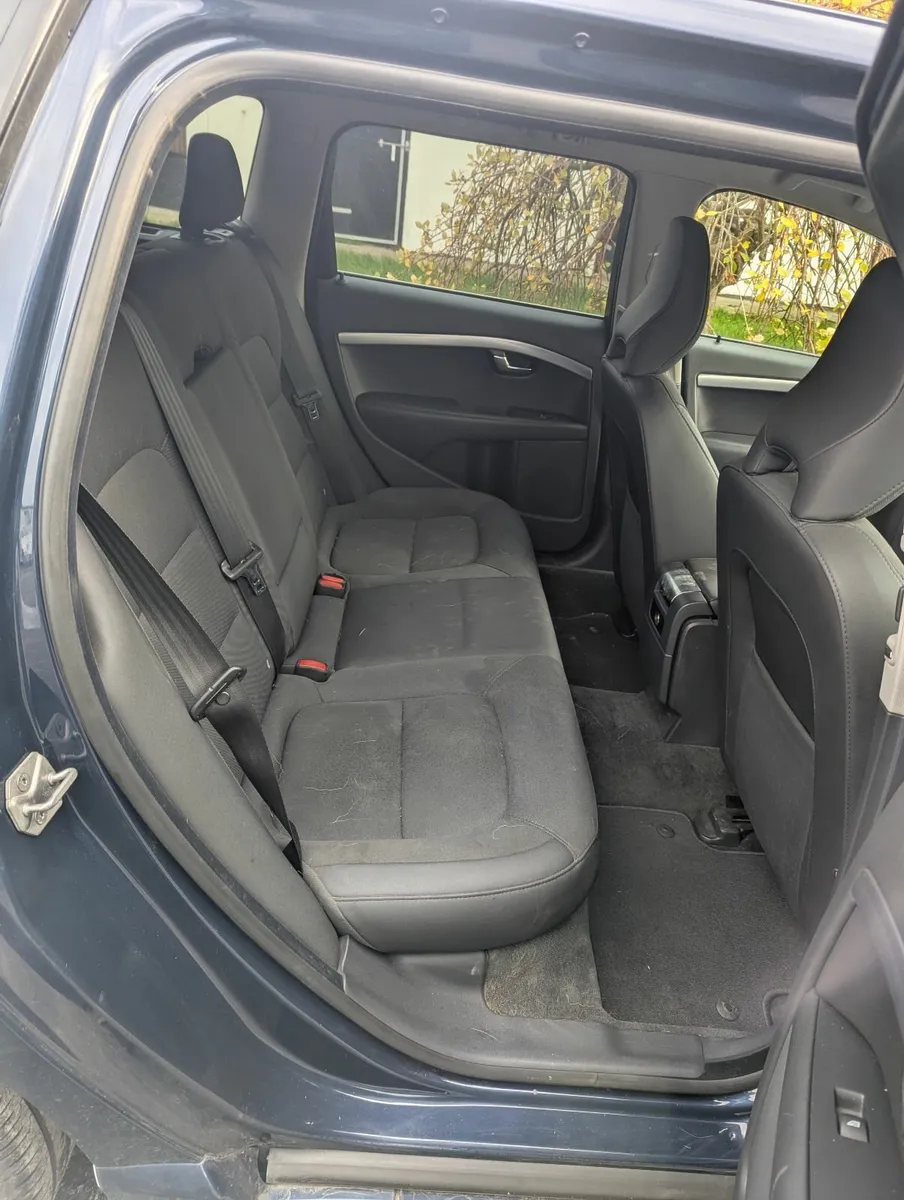 Volvo V70 2014 - Image 4