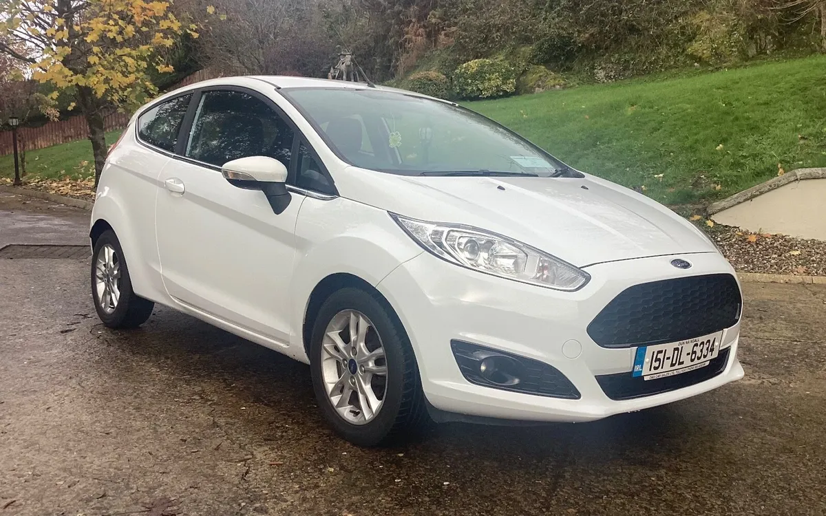 2015 Ford fiesta Zetec 1.2   40000 miles - Image 1