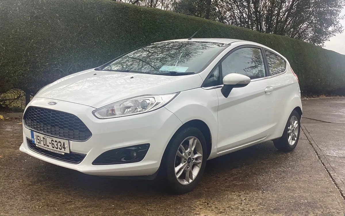 2015 Ford fiesta Zetec 1.2   40000 miles - Image 3