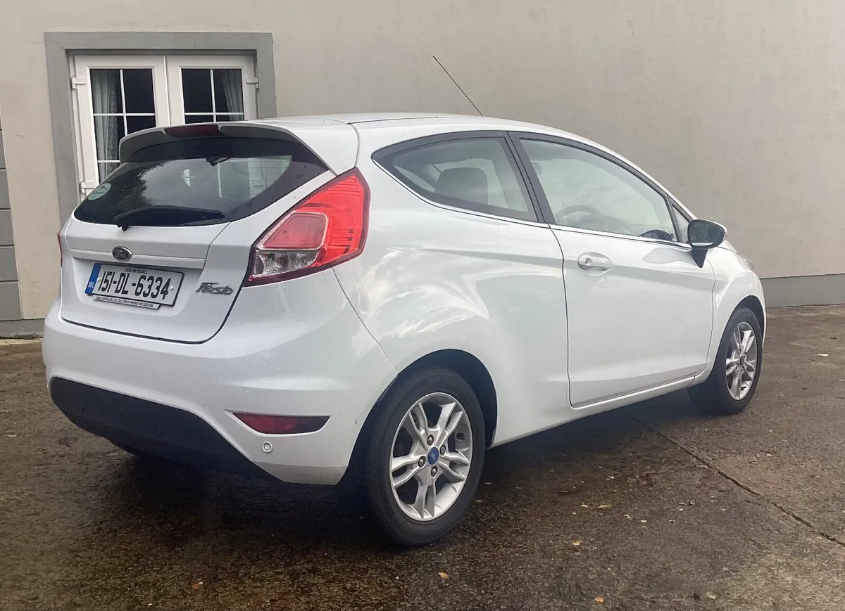 2015 Ford fiesta Zetec 1.2   40000 miles - Image 4