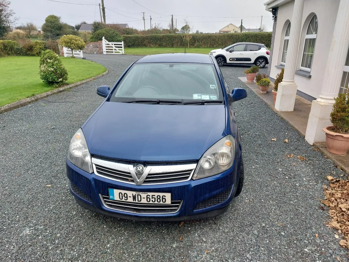 Vauxhall Astra 2009 - Image 2