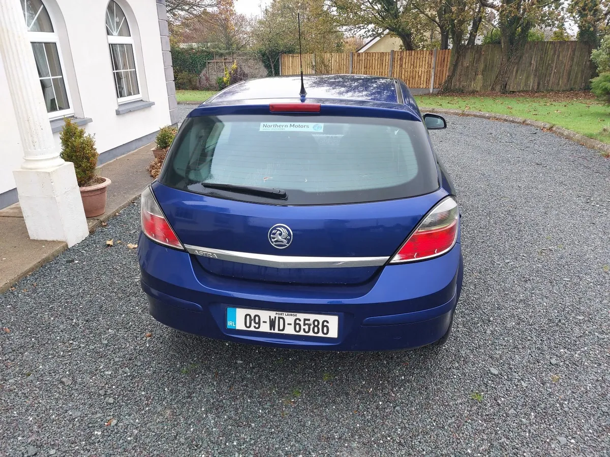Vauxhall Astra 2009 - Image 3