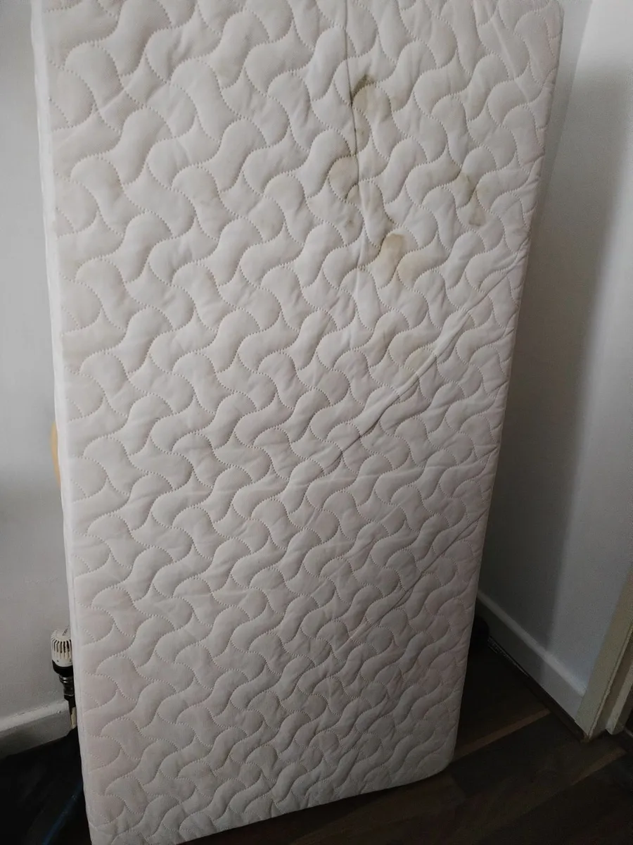 Baby cot - Image 2