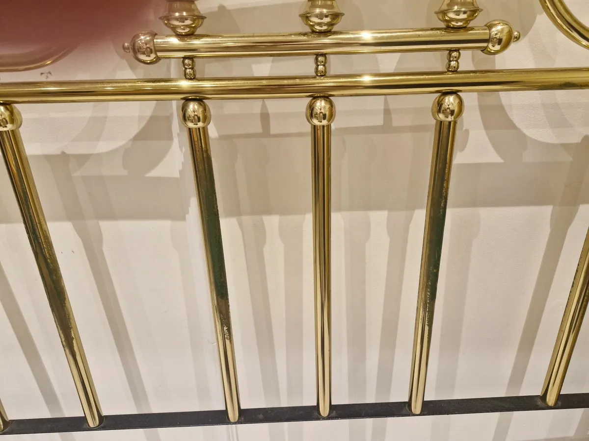 Headboard - Image 4