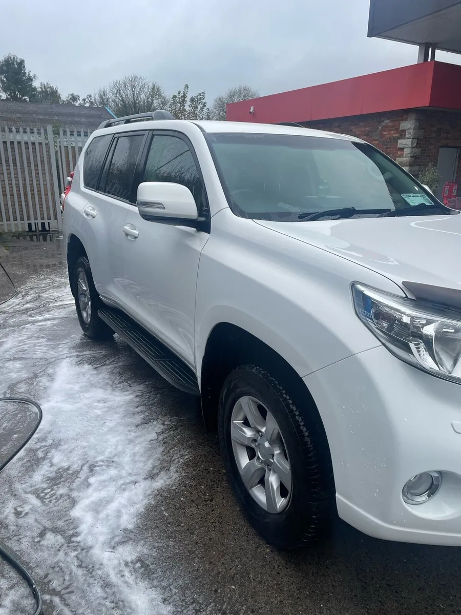 Toyota Landcruiser - Image 3