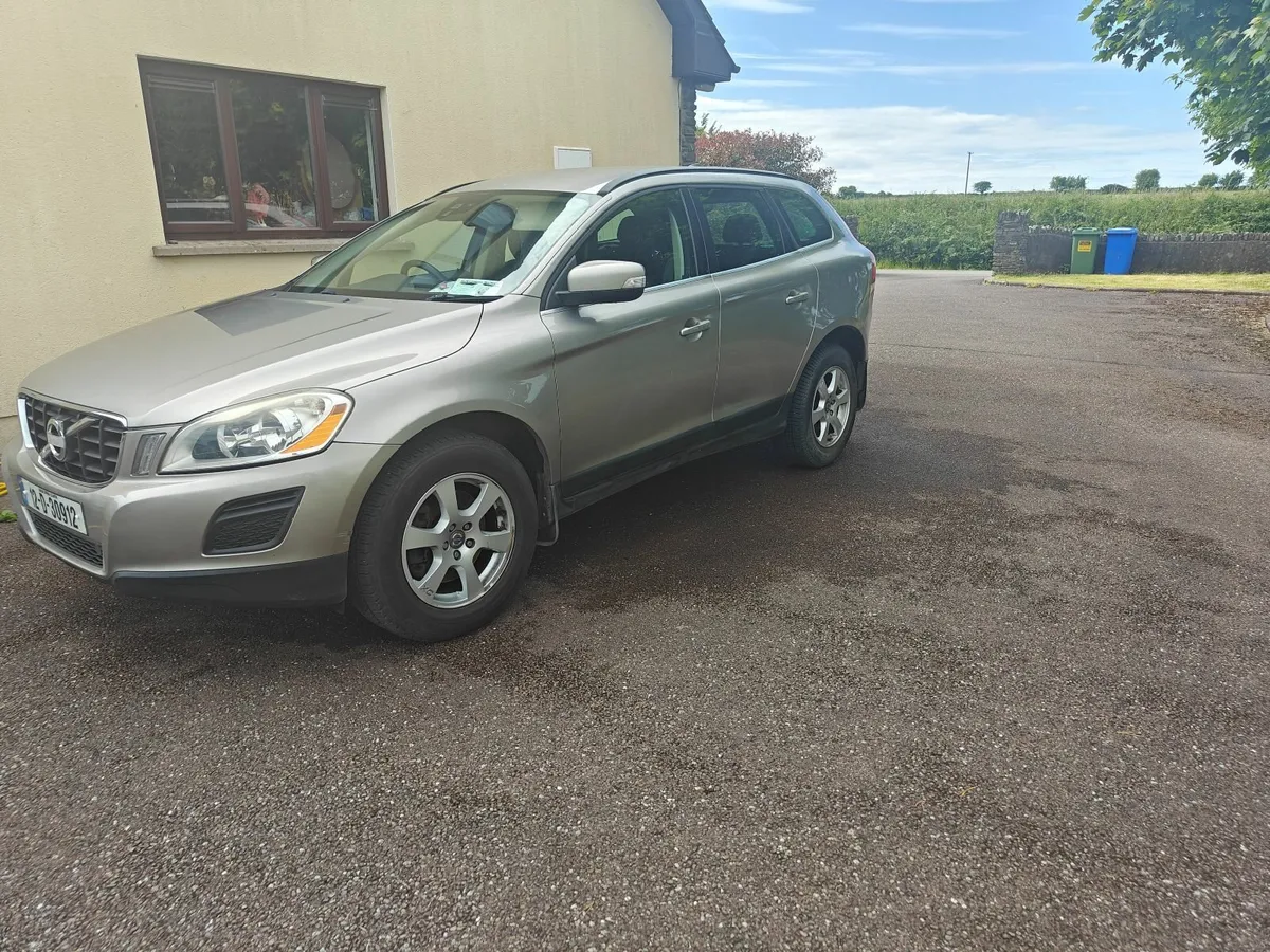 Volvo XC60 2012 - Image 4