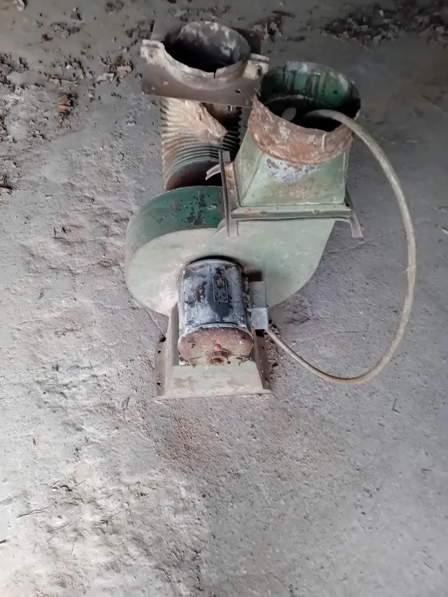 3 phase extractor fan - Image 1