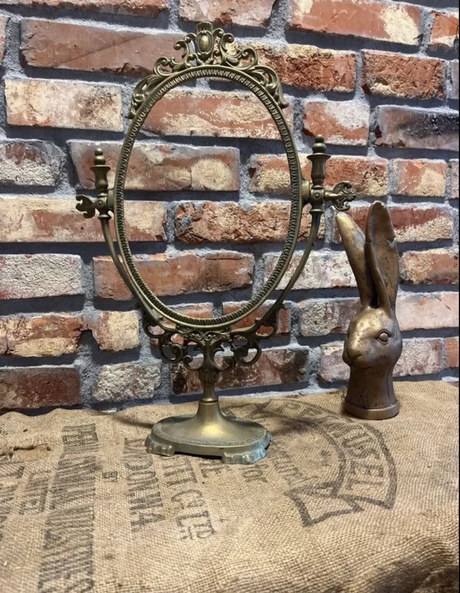 Vintage large brass frame - Image 1