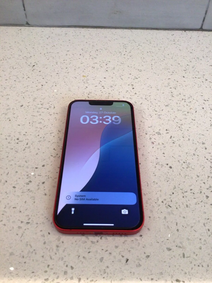 iPhone 14 - Image 1