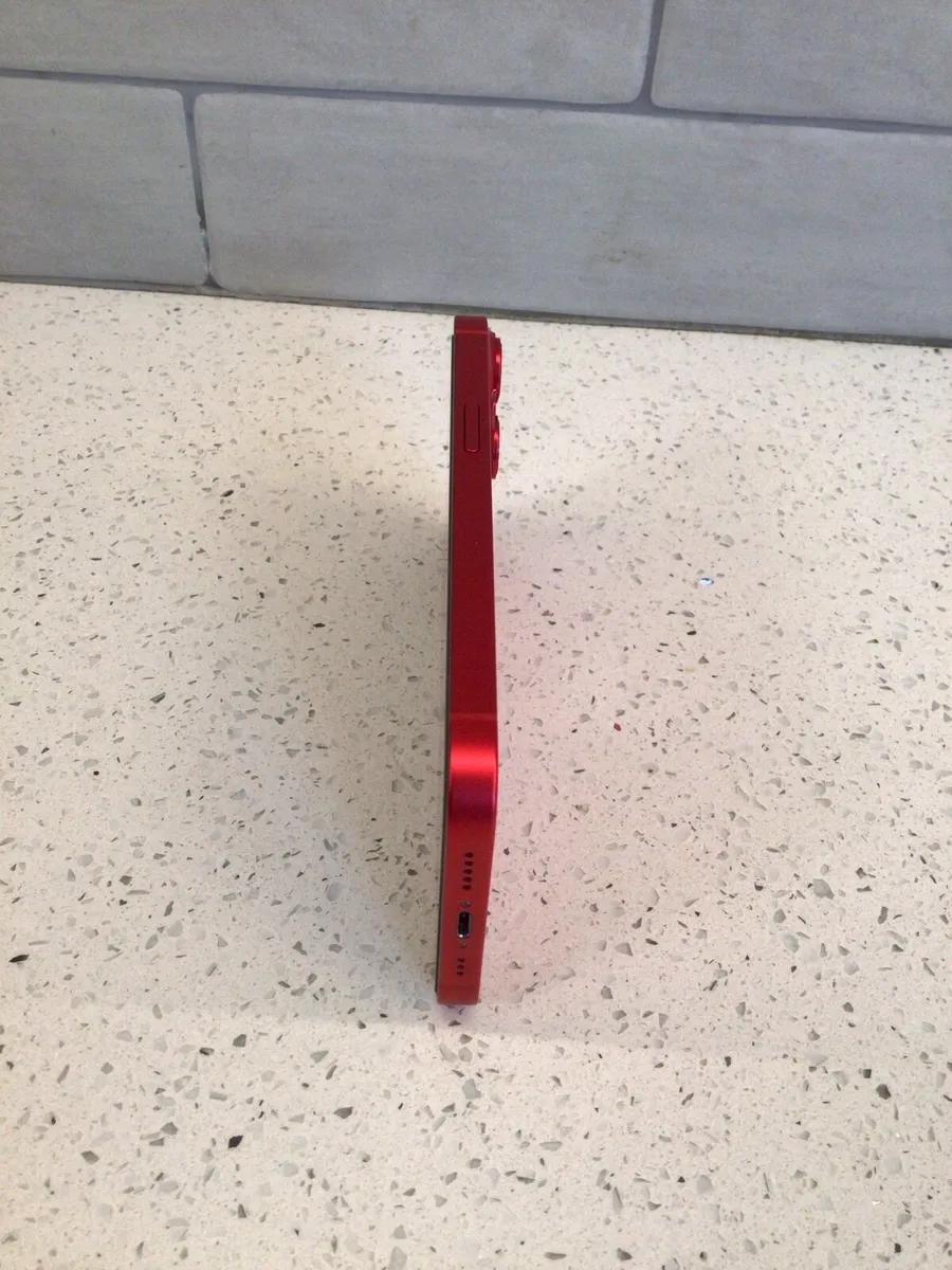 iPhone 14 - Image 3
