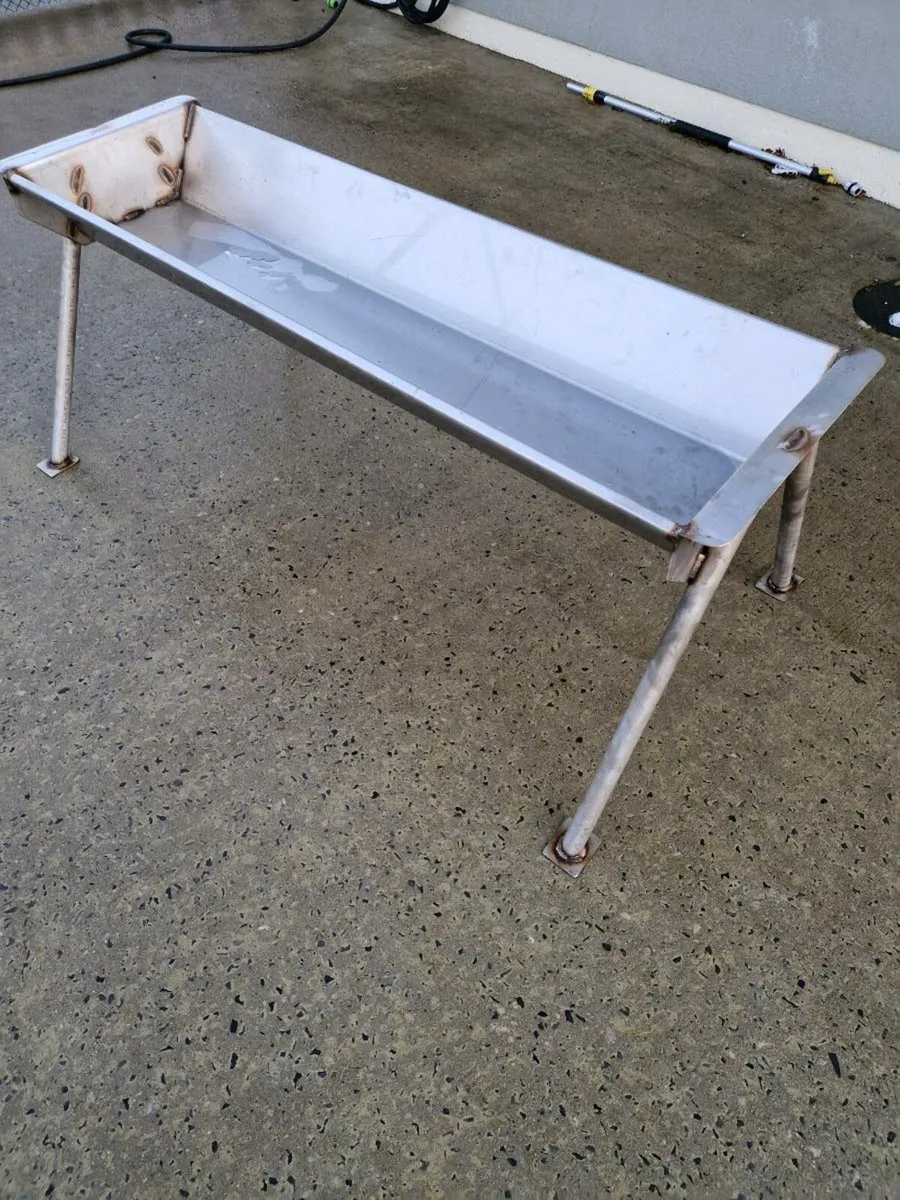 Cattle trough - Image 2