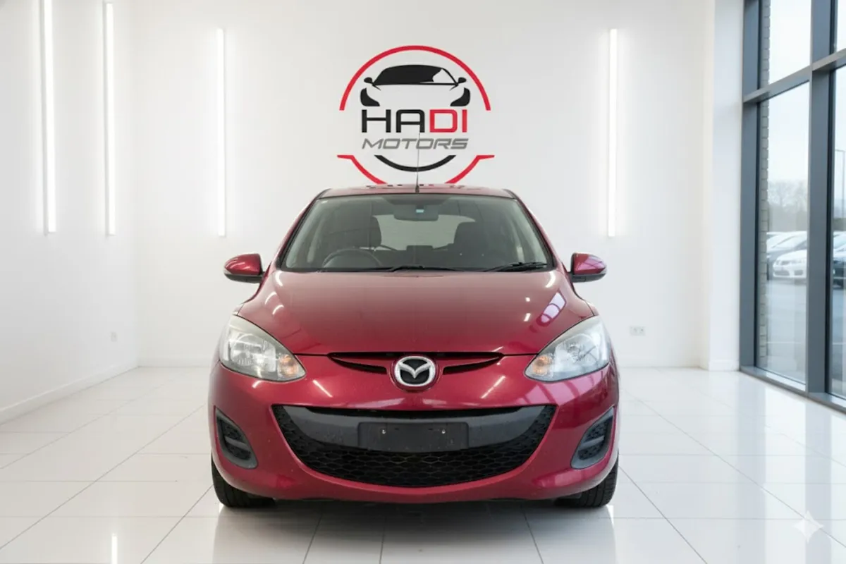 MAZDA DEMIO 2011 RED - Image 1
