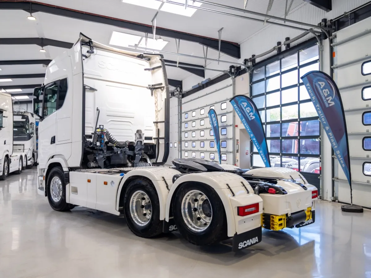 SCANIA 770S HIGHLINE 6X2 TWIN TAG BRAND NEW - Image 4