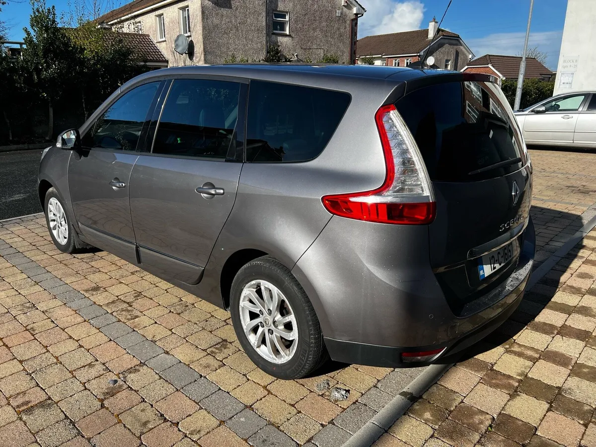 Renault - Image 2