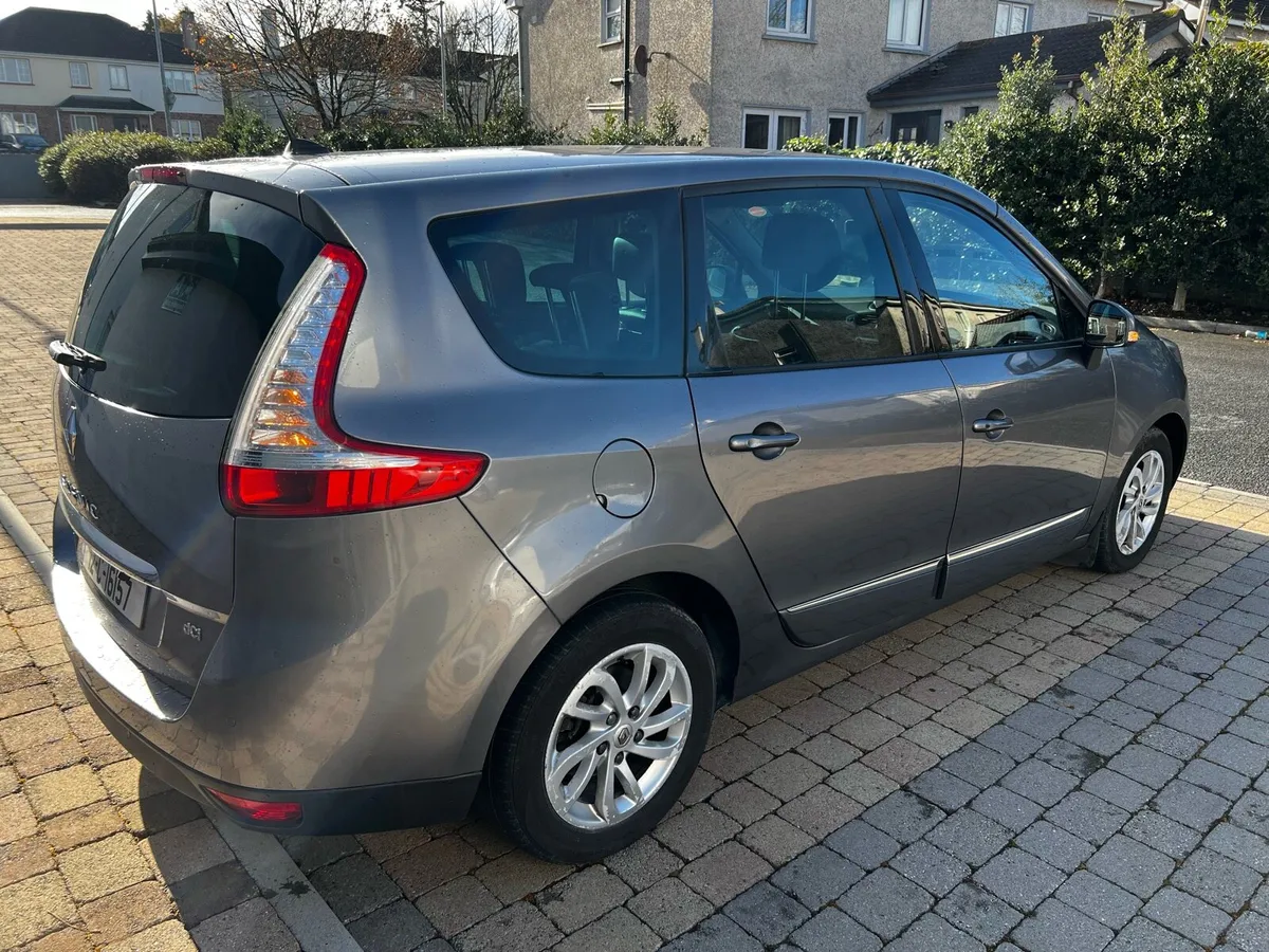 Renault - Image 3