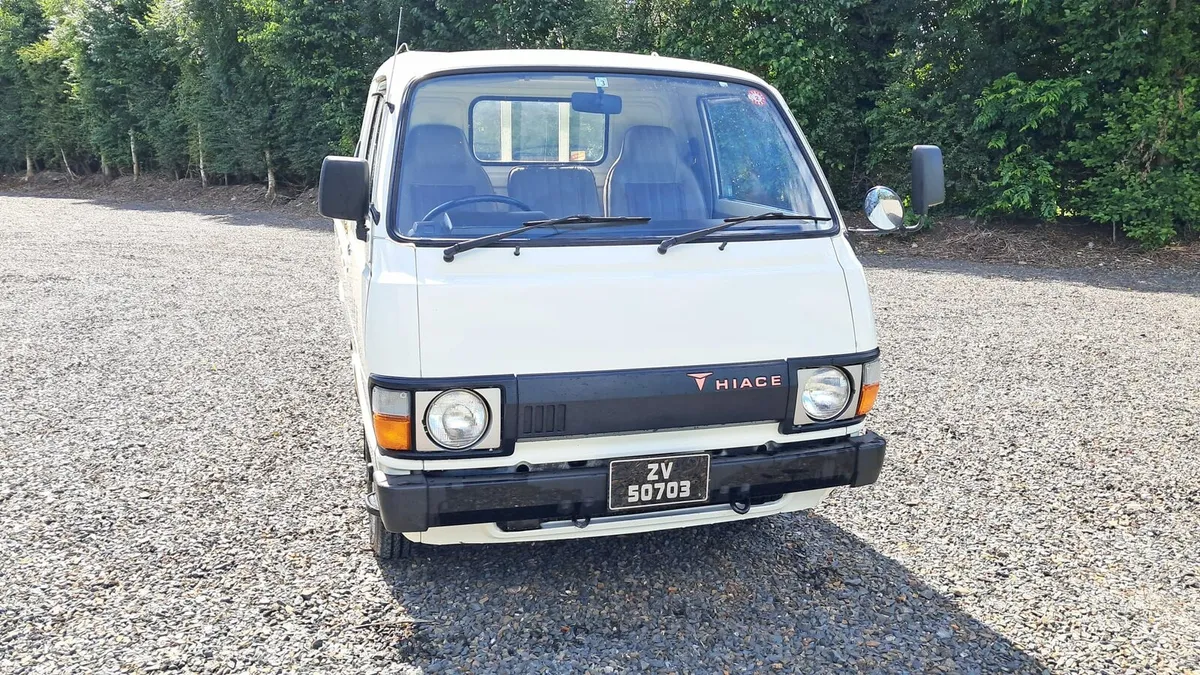1982 Toyota hiace - Image 1