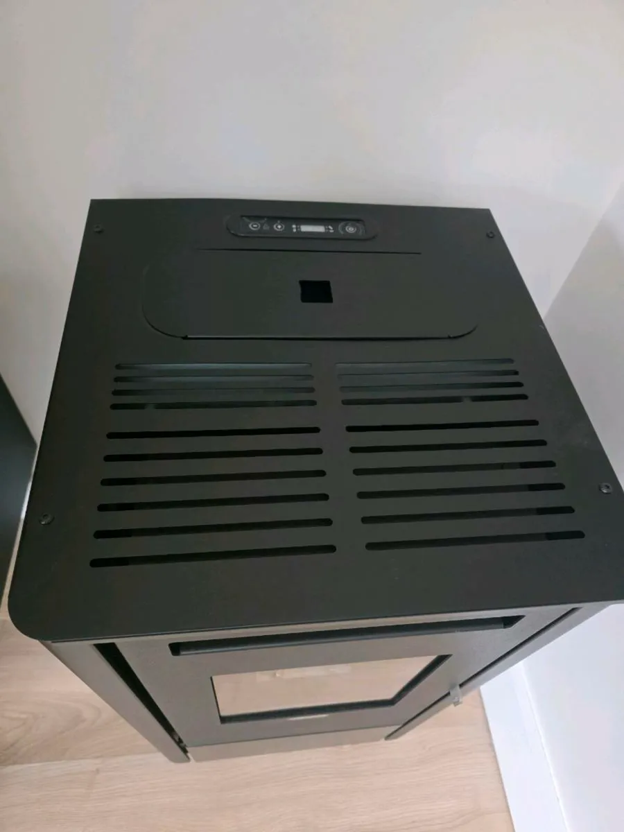 Elcofire Pellet Stove 8kw WiFi (new, never used) - Image 3