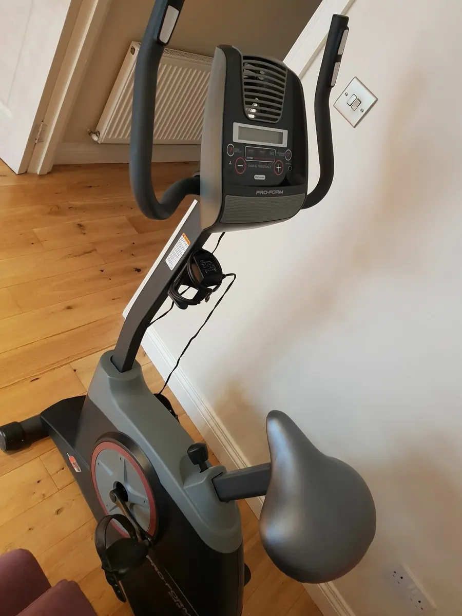 Exercise bike  with motorised - Image 2