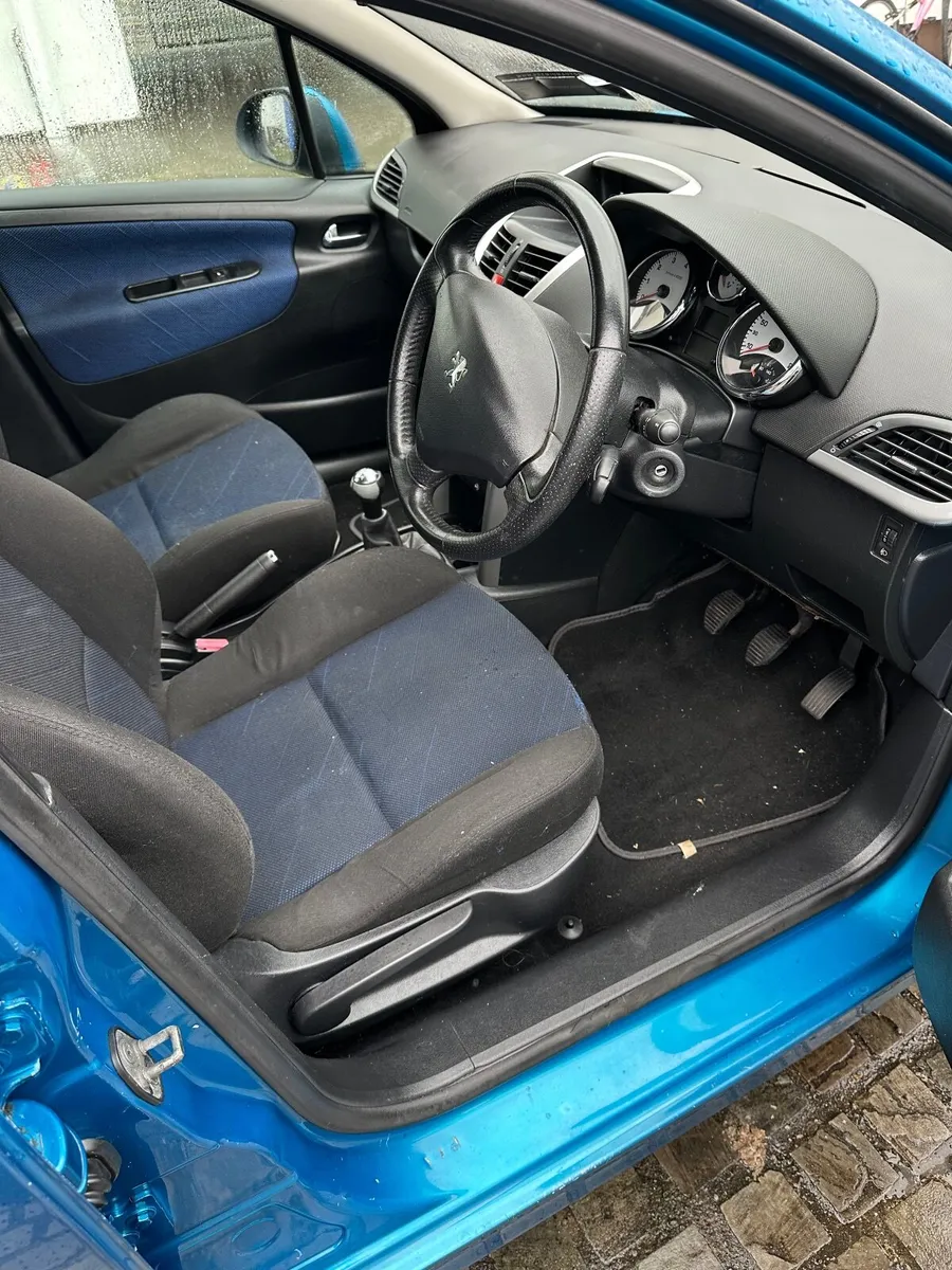 Peugeot 207 2007 - Image 4