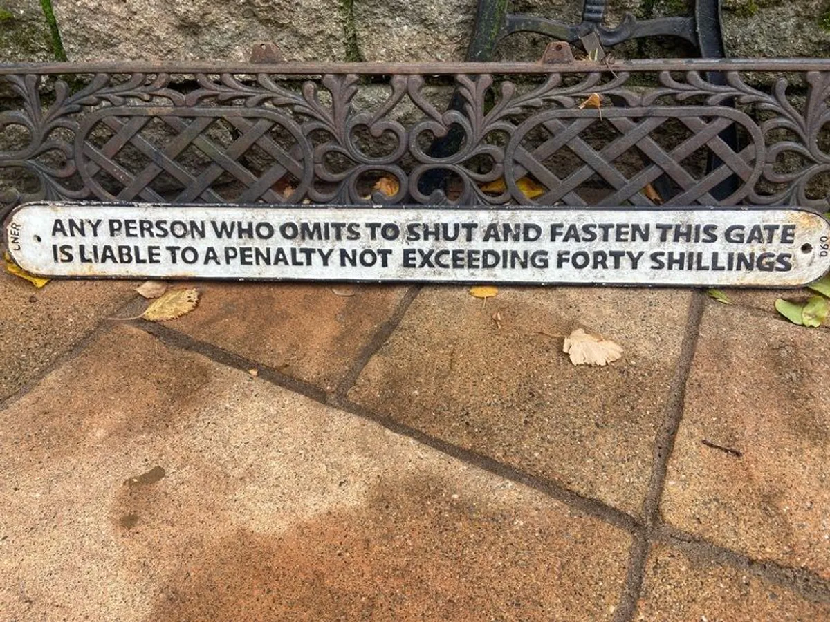 Cast iron gate sign - Image 2