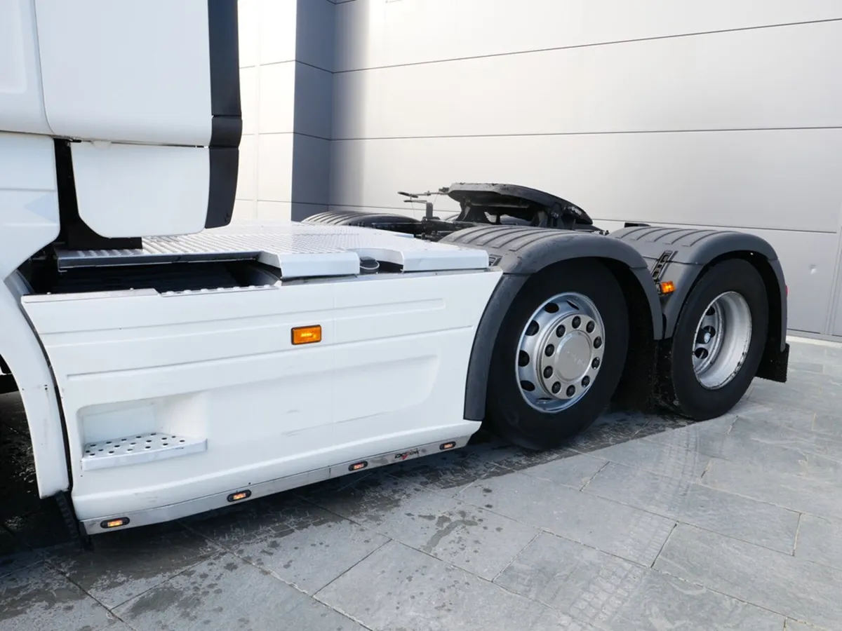 Scania R450 Topline 6x2 Midlift Auto Gearbox - Image 4